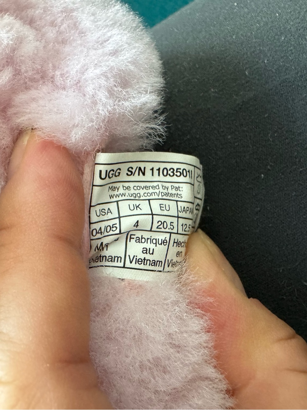 Pink uggs - Picture 4 of 5